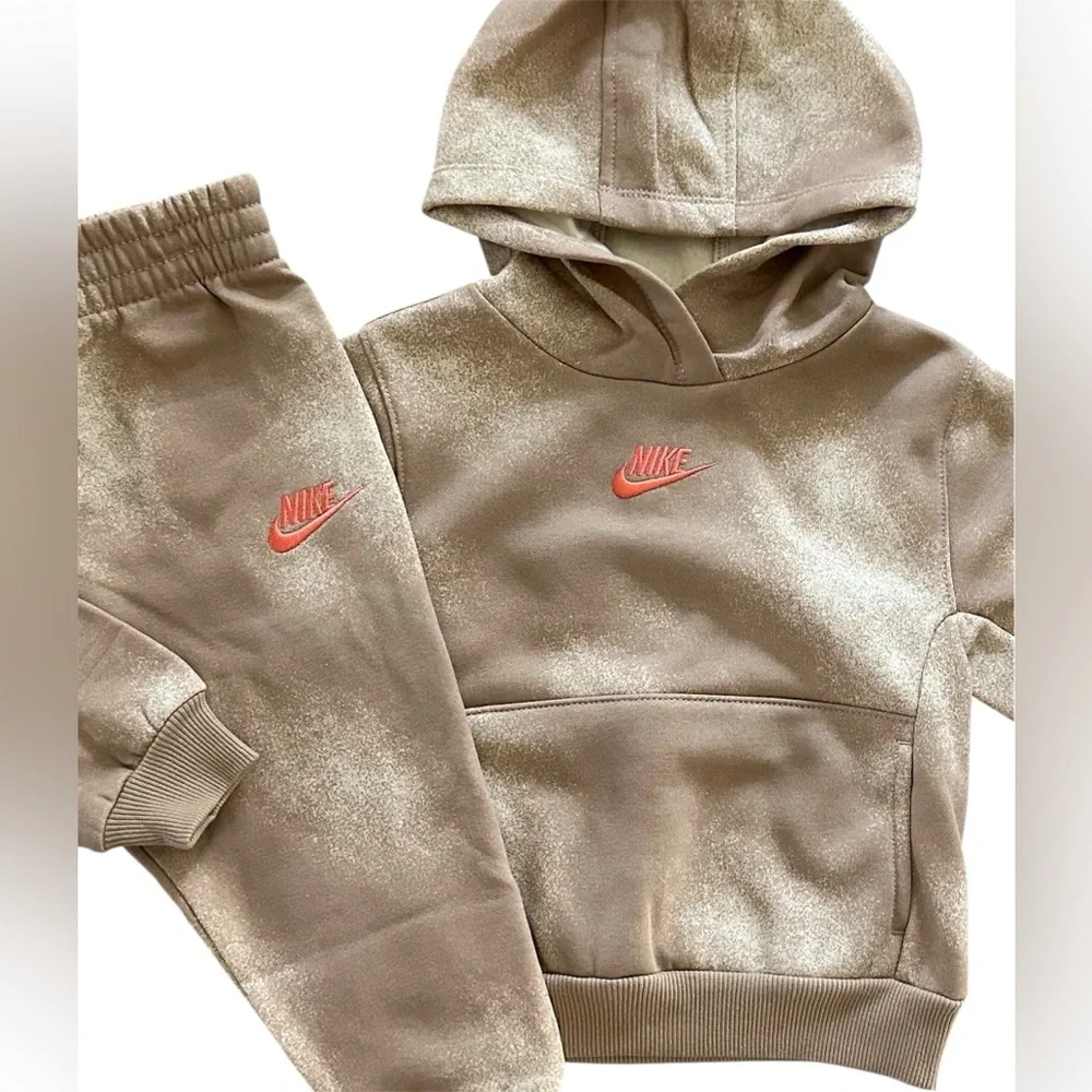 Nike Tan Khaki Logo Hooded Sweatshirt & Joggers Set Boys Size 4T NWT - Picture 5 of 5